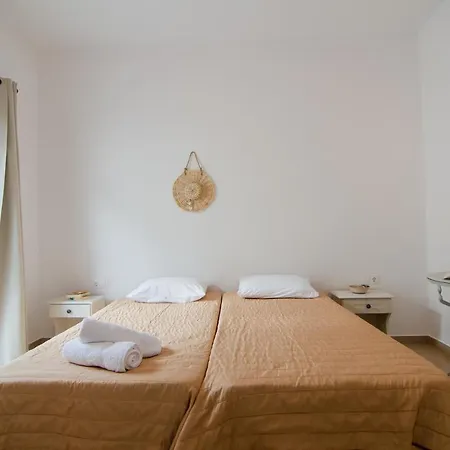 Marias Rooms Chora  Exterior photo